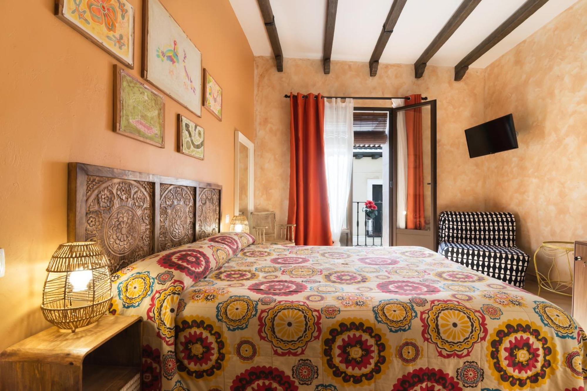 Hostal Artistic B&B — Fotos 3